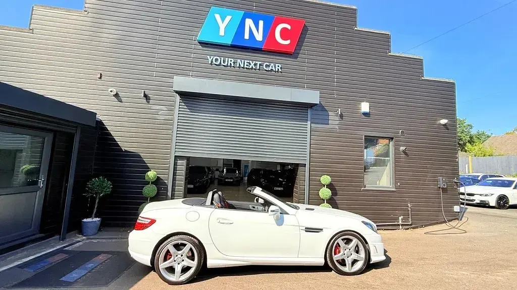 Used Mercedes SLK250 AMG 2015 White Cabriolet