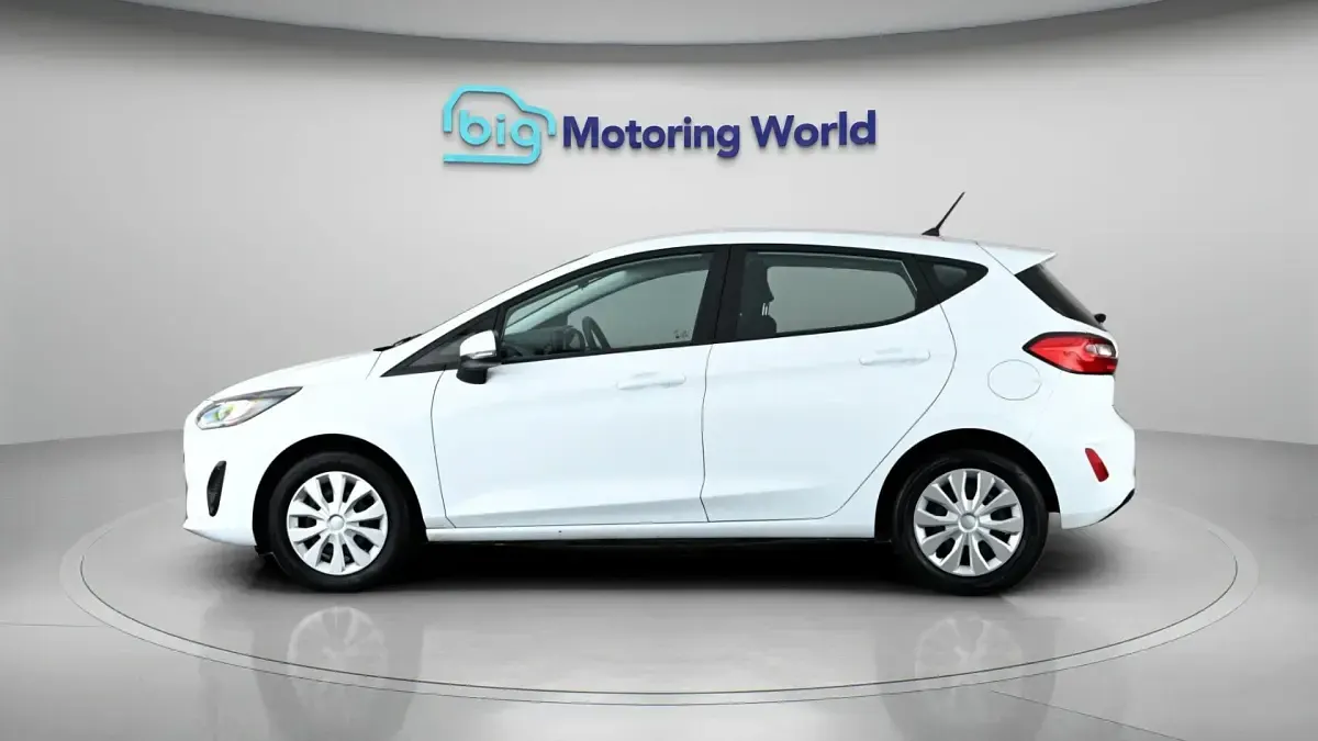 Used Ford Fiesta Trend 75 HP (55 kW) 2022 White Hatchback