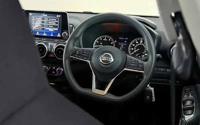 Used Nissan Juke Acenta 114 HP (83 kW) 2021 Black SUV