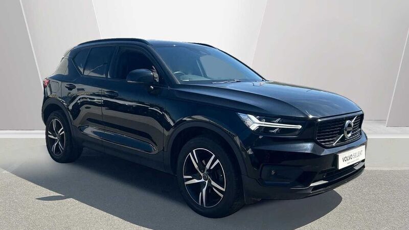 Used 2021 Volvo XC40 R-Design SUV | £18,390 (Fair price) - Image 1/3