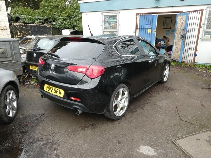 Used Alfa Romeo Giulietta Veloce 140 HP (102 kW) 2012 Black Hatchback