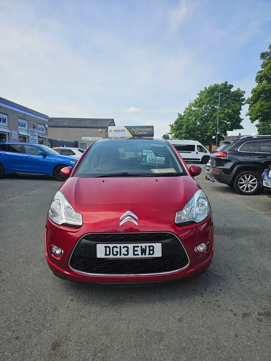 Used Citroën C3 VTR Sport 2013 Red Hatchback