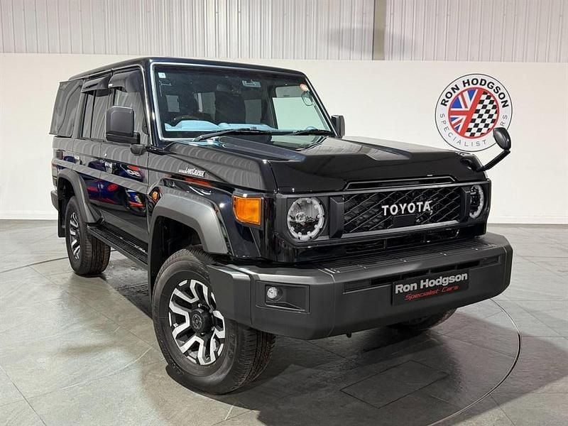 New Toyota Land Cruiser 2025 Black SUV