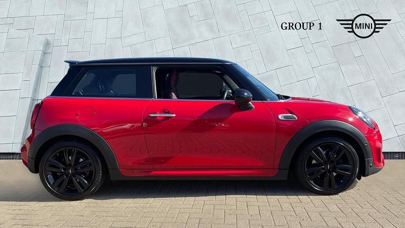 Used Mini Cooper Sport 136 HP (100 kW) 2019 Chili red Hatchback