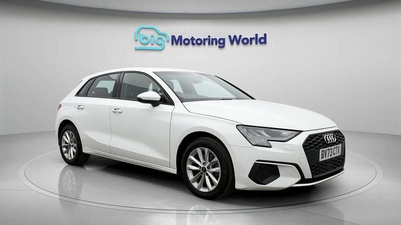 Used Audi A3 109 HP (80 kW) 2023 White Sedan