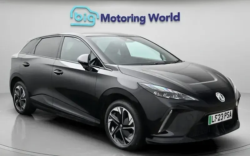 Usado MG MG4 EV Trophy 150 kW (204 HP) 2025 Citadino