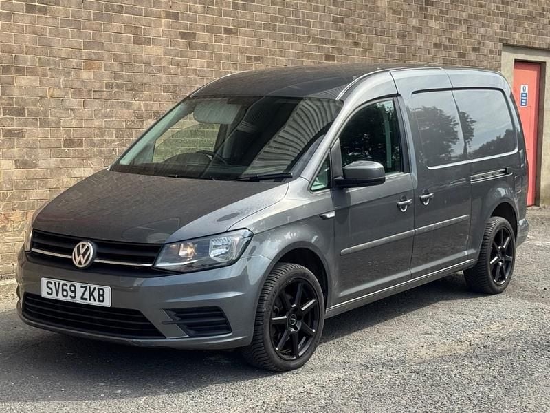 Grey Used 2020 VW Caddy Maxi Trendline MPV | £7,750 - Image 1/4