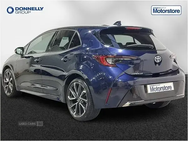 Used Toyota Corolla 193 HP (141 kW) 2024 Blue Hatchback