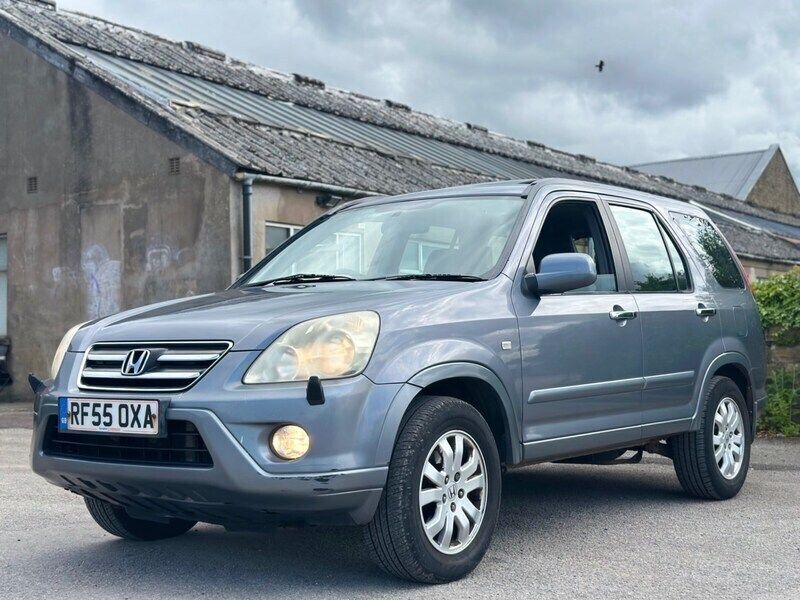 Grey Used 2005 Honda CR-V Executive SUV | £1,795 (Fair price) - Image 1/4