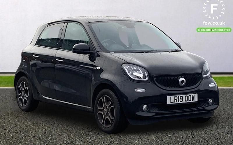 Used Smart ForFour Premium 71 HP (52 kW) 2019 Black Hatchback