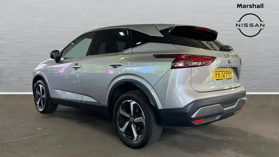 Used Nissan Qashqai N-Connecta 140 HP (102 kW) 2022 Silver SUV