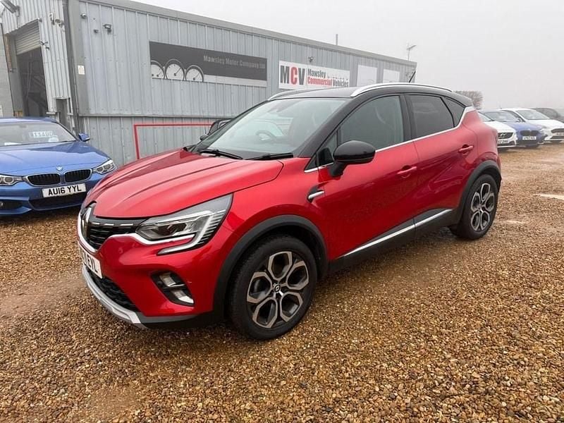 Used Renault Captur Version S 90 HP (66 kW) 2021 Red/black SUV