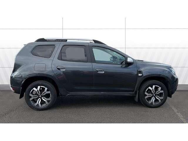 Begagnad Dacia Duster Prestige 150 HK (110 kW) 2022 Grå SUV