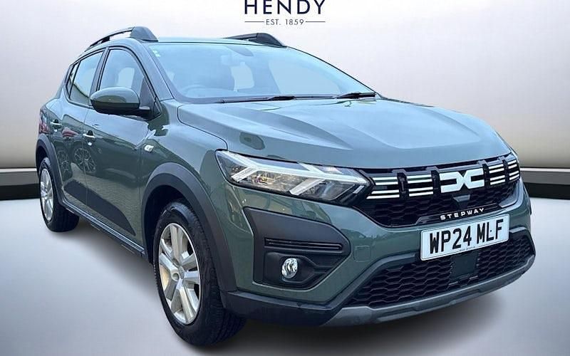 Used 2025 Dacia Sandero Expression Hatchback | £12,999 (Good price) - Image 1/4