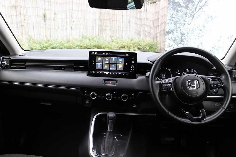 Used Honda HR-V Advance 131 HP (96 kW) 2023 Meteroid grey SUV