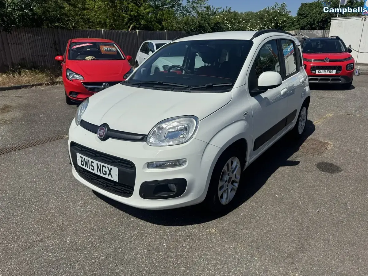 Used Fiat Panda Lounge 69 HP (50 kW) 2015 White Hatchback