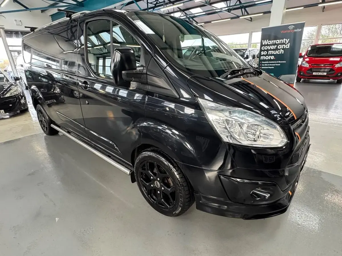 Used Ford Transit Custom Limited 125 HP (91 kW) 2014 Black Van