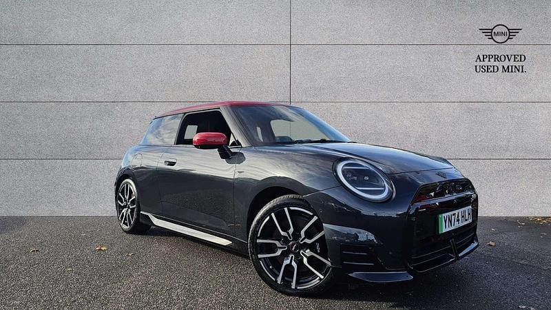Grey Used 2024 Mini Cooper SE Hatch Hatchback | £30,770 - Image 1/4