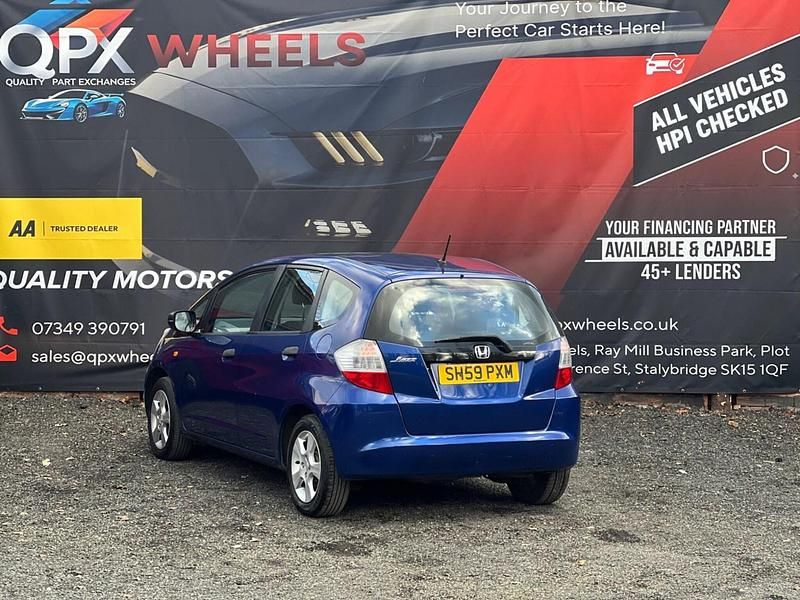 Used Honda Jazz SE 2009 Blue Hatchback