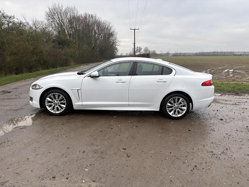 Used Jaguar XF 2012 White Sedan