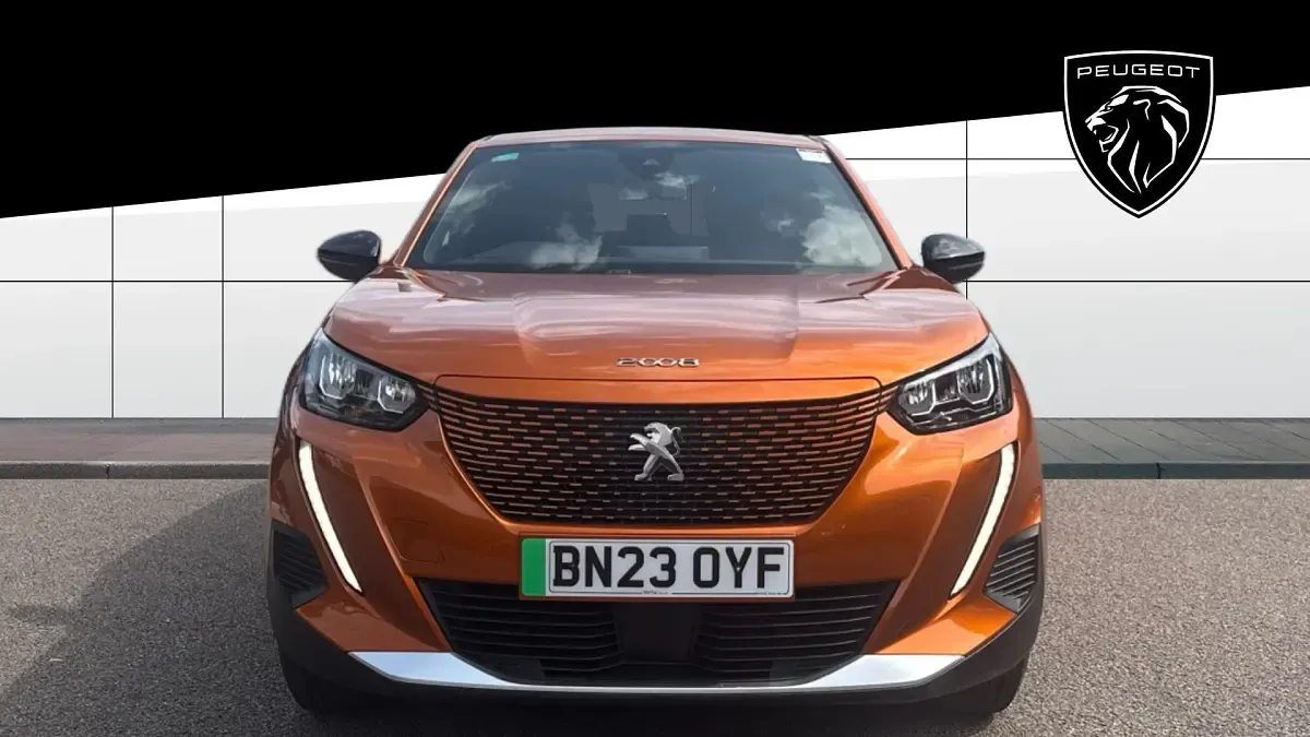 Used Peugeot e-2008 Active+ 100 kW (136 HP) 2023 Orange SUV