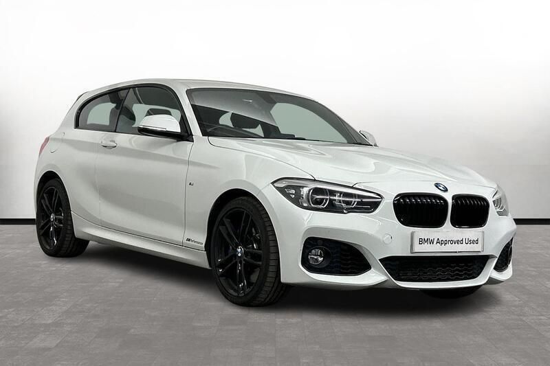 White Used 2019 BMW 118 M Sport Hatchback | £15,300 (Fair price) - Image 1/3