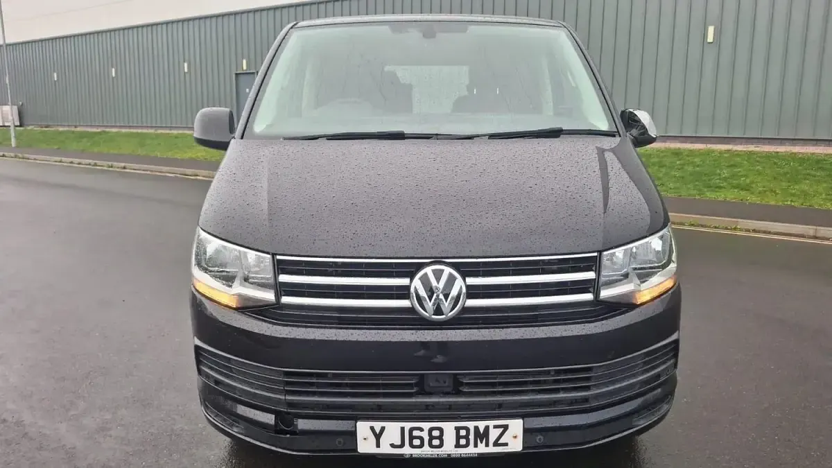 Used VW Transporter SE 148 HP (108 kW) 2019 Black Van