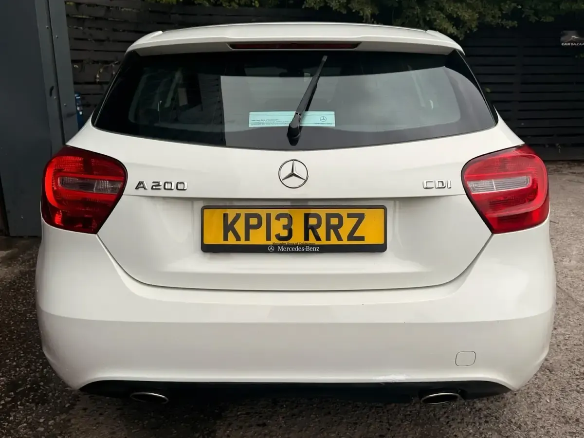 Used Mercedes A200 2013 White Hatchback