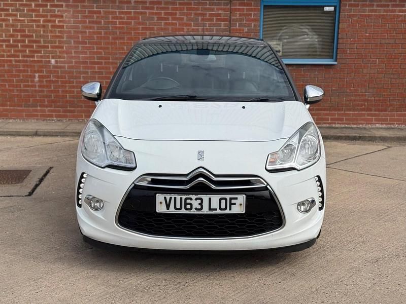 Used Citroën DS3 2013 White Hatchback