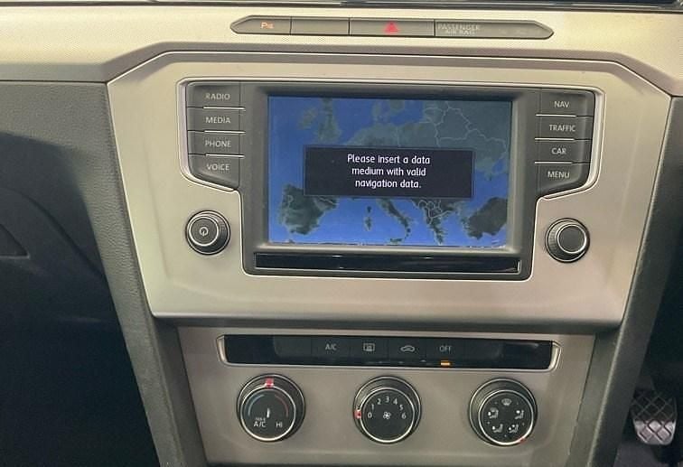 Used VW Passat Business 150 HP (110 kW) 2016 Reflex silver Estate