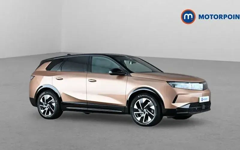 Used Vauxhall Grandland 156 kW (213 HP) 2025 SUV