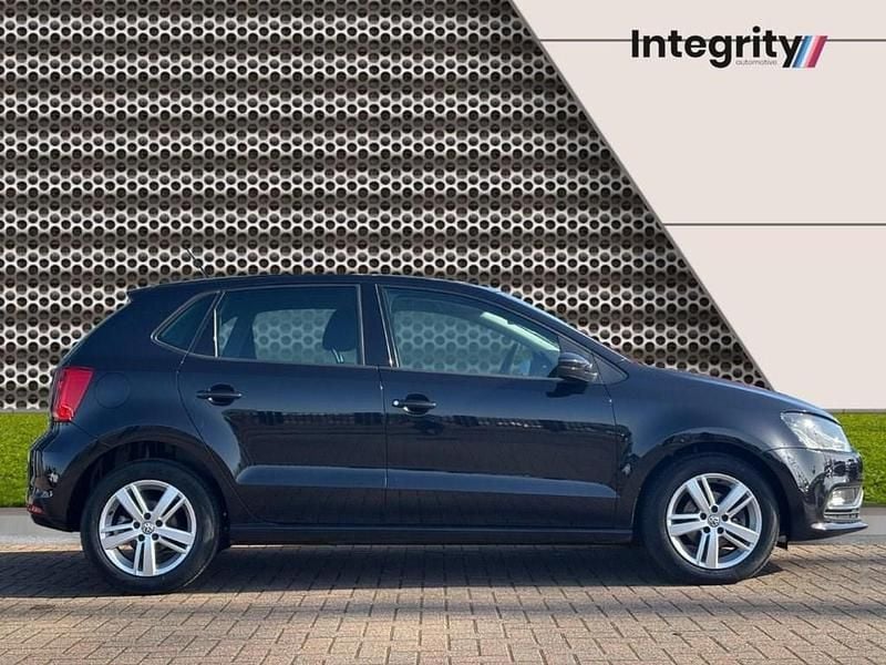 Begagnad VW Polo Edition 90 HK (66 kW) 2017 Svart Halvkombi