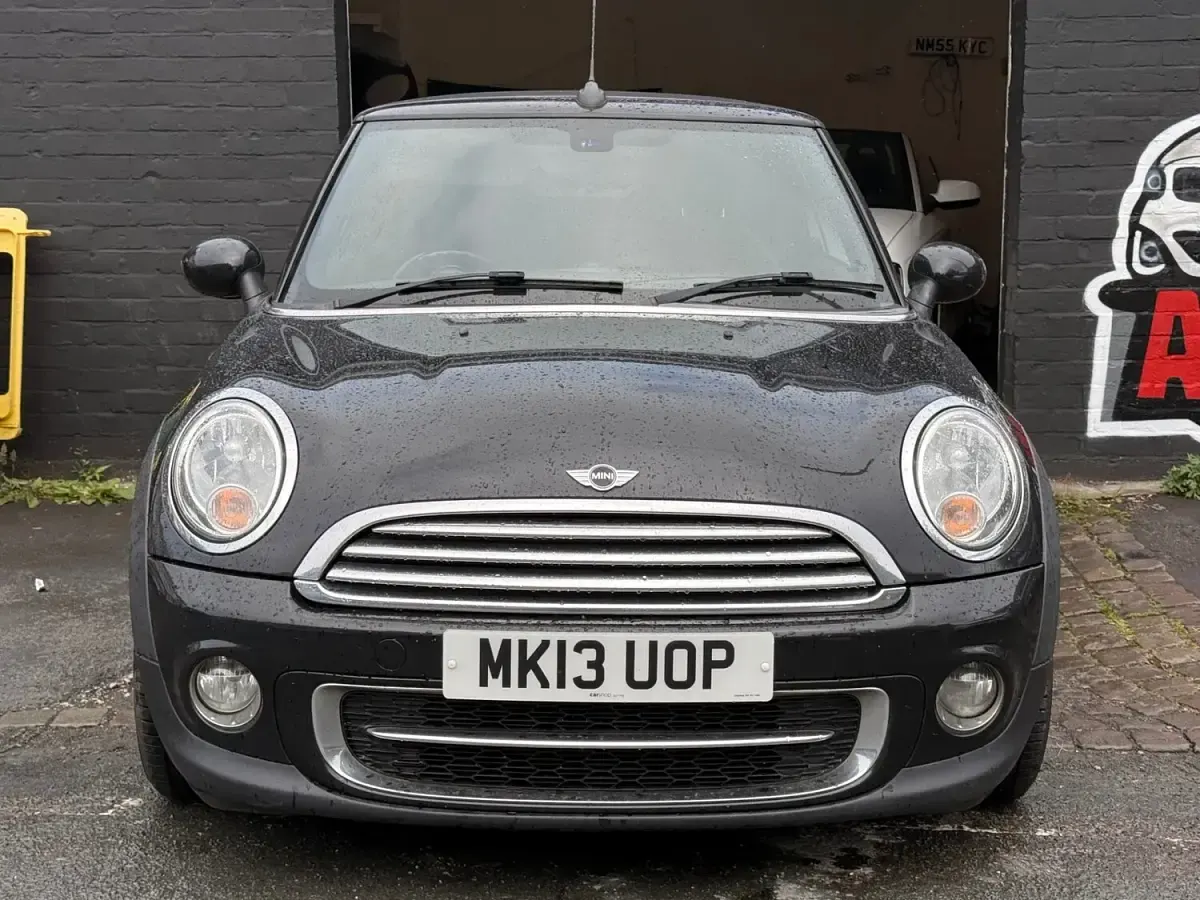 Used Mini Cooper D Cabriolet 110 HP (80 kW) 2013 Black Cabriolet