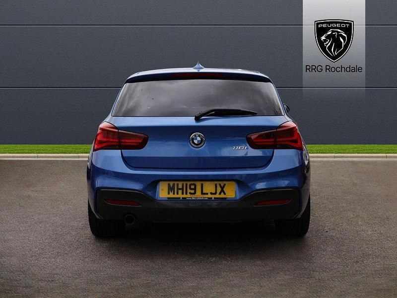 Used BMW 118 M Sport 134 HP (98 kW) 2019 Blue Hatchback