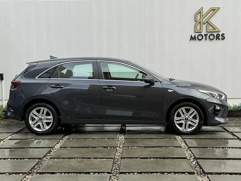 Used Kia Ceed 134 HP (98 kW) 2021 Grey Hatchback