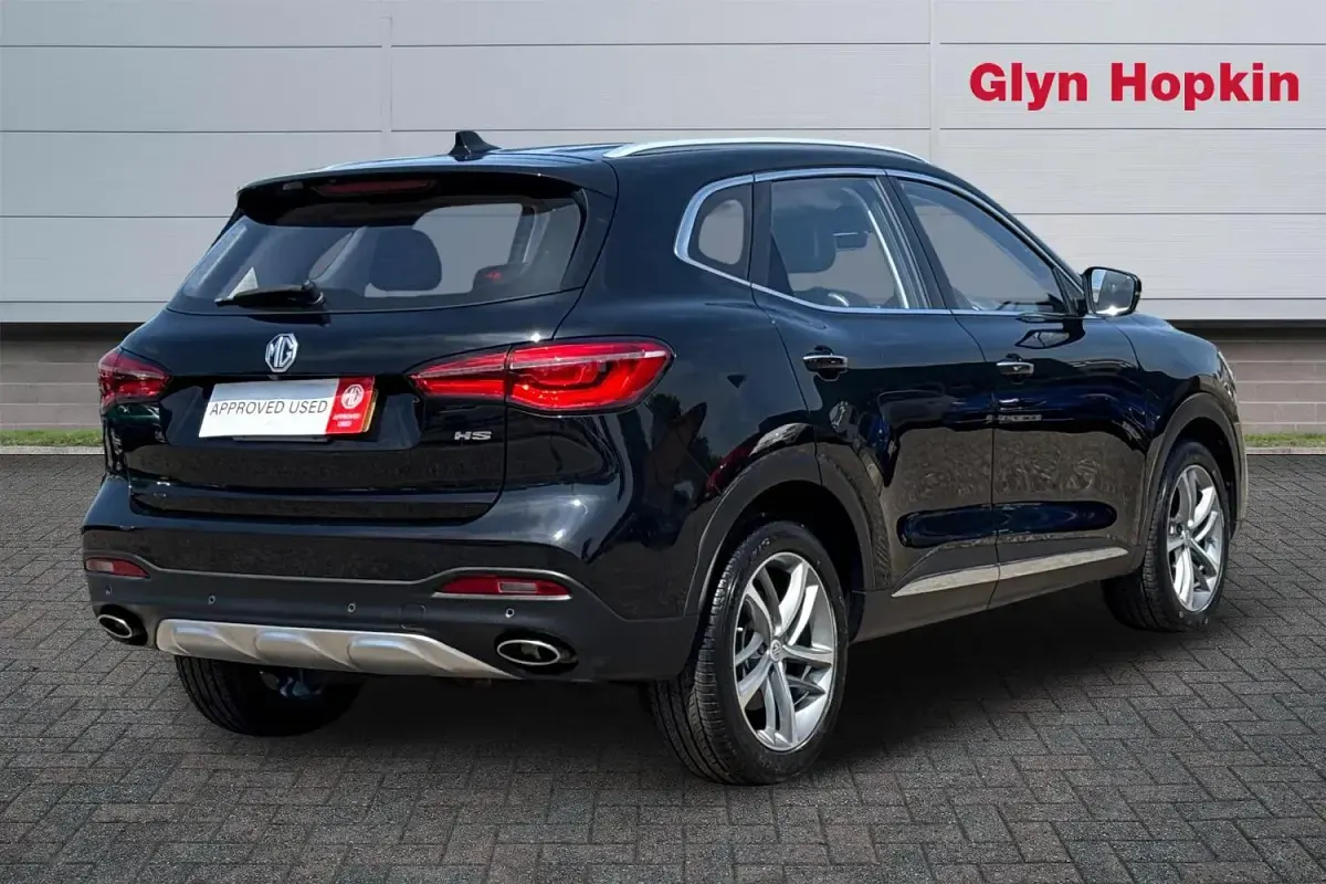 Used MG HS Excite 162 HP (119 kW) 2023 Black SUV