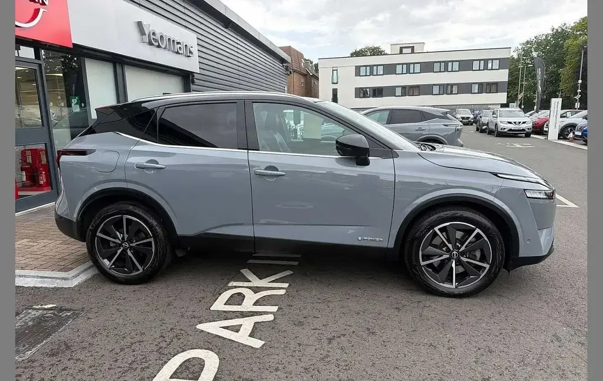Used Nissan Qashqai Tekna 190 HP (139 kW) 2023 Grey SUV