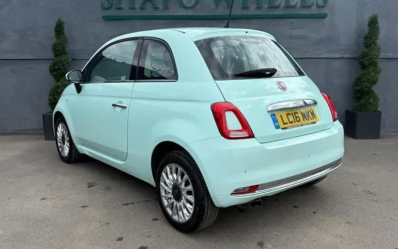 Used Fiat 500 Lounge 69 HP (50 kW) 2020 Hatchback