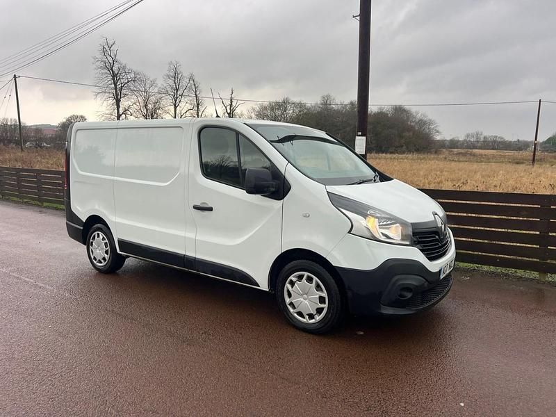 Begagnad Renault Trafic Business 2017 Vit Minibuss