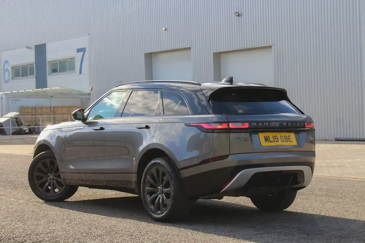 Used Land Rover Range Rover Velar SE Dynamic 2019 Grey SUV