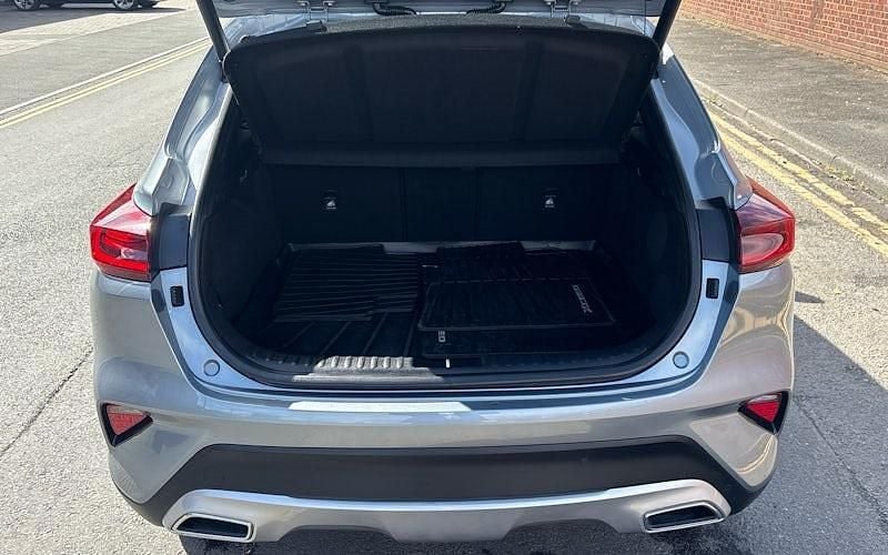 Used Kia XCeed 160 HP (117 kW) 2022 Silver SUV