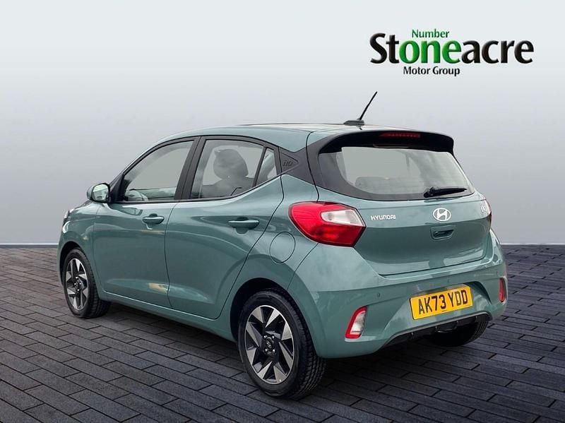 Used Hyundai i10 Advanced 84 HP (61 kW) 2023 Green Hatchback