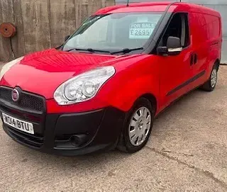 Used Fiat Doblò 2014 Red MPV