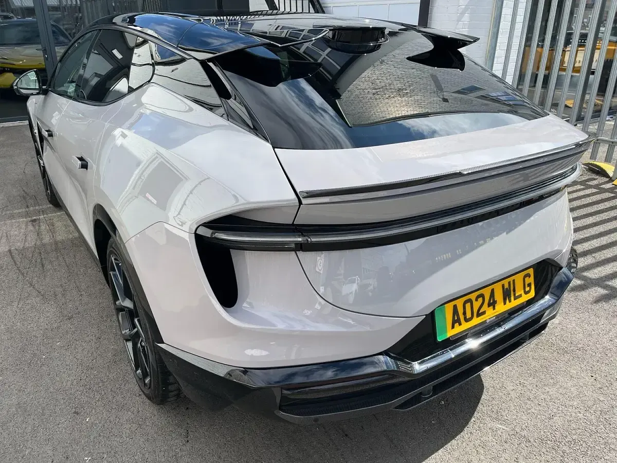 Used Lotus Eletre 22 kW (30 HP) 2024 Grey SUV