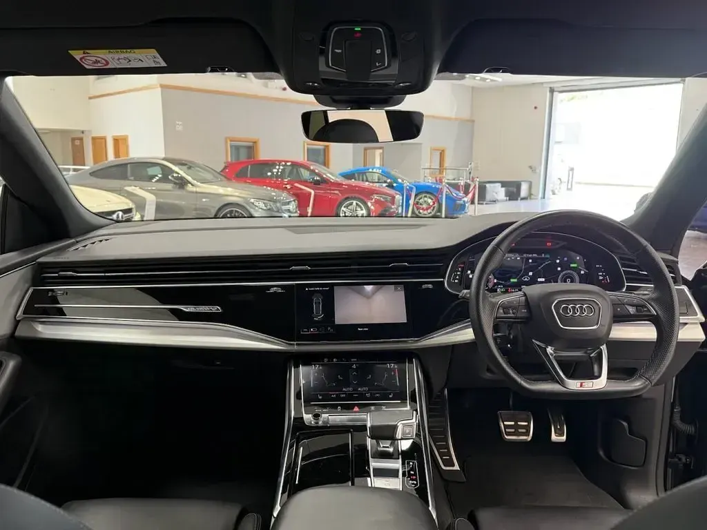 Used Audi Q8 S-Line 340 HP (250 kW) 2022 Black SUV