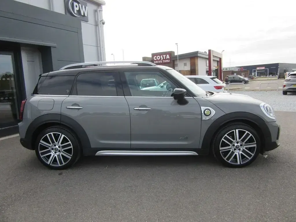 Used Mini Cooper Countryman Exclusive 2022 Grey SUV