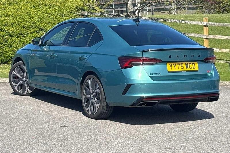 New Skoda Octavia vRS 265 HP (194 kW) 2026 Water world green Hatchback