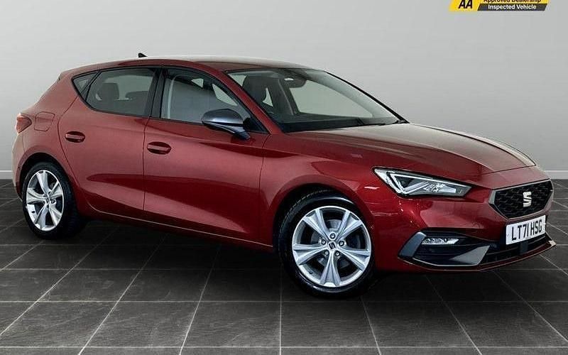 Used 2024 Seat Leon FR Hatchback | £11,995 (Super price) - Image 1/2