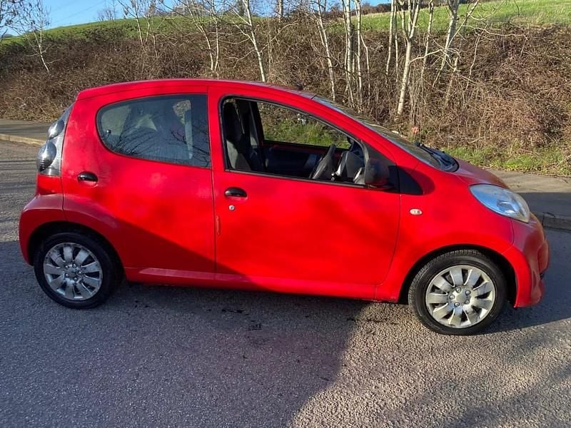 Used Citroën C1 68 HP (50 kW) 2009 Red Hatchback