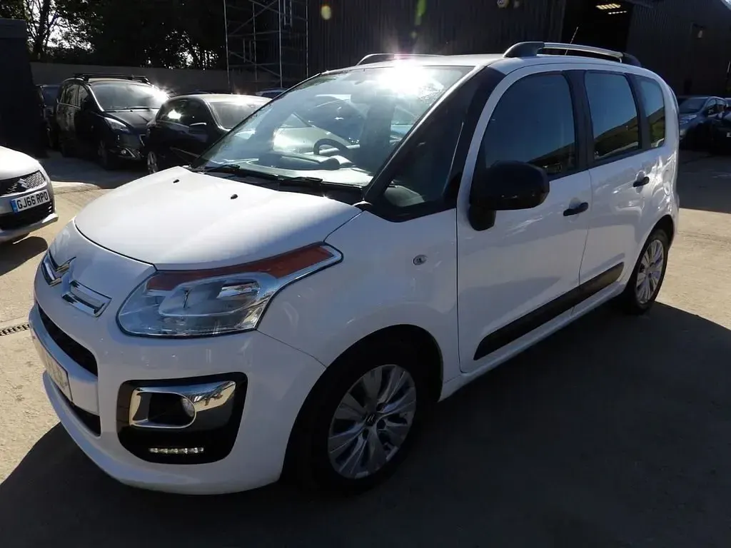 Usado Citroën C3 Picasso 100 CV (73 kW) 2016 Blanco Monovolumen